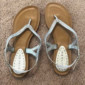 Gianni Bini silver/tan sandals size8